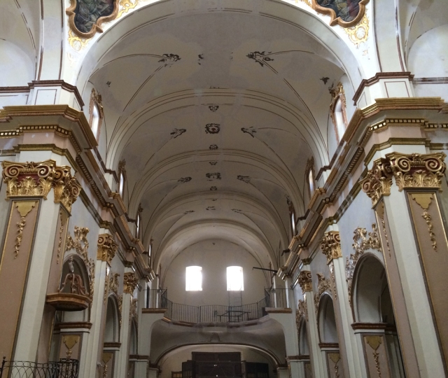 Imagen interior de la Iglesia de El Carmen